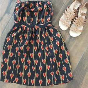 ⬇️ 💋 URBAN OUTFITTERS Aztec dress